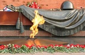 "День Победы" - автобусная экскурсия по Москве